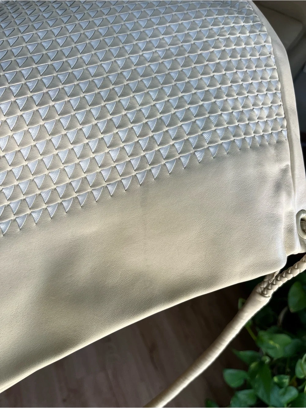Bottega Veneta Cervo Intrecciato Large Hobo 173187 Pergamena Authenticated